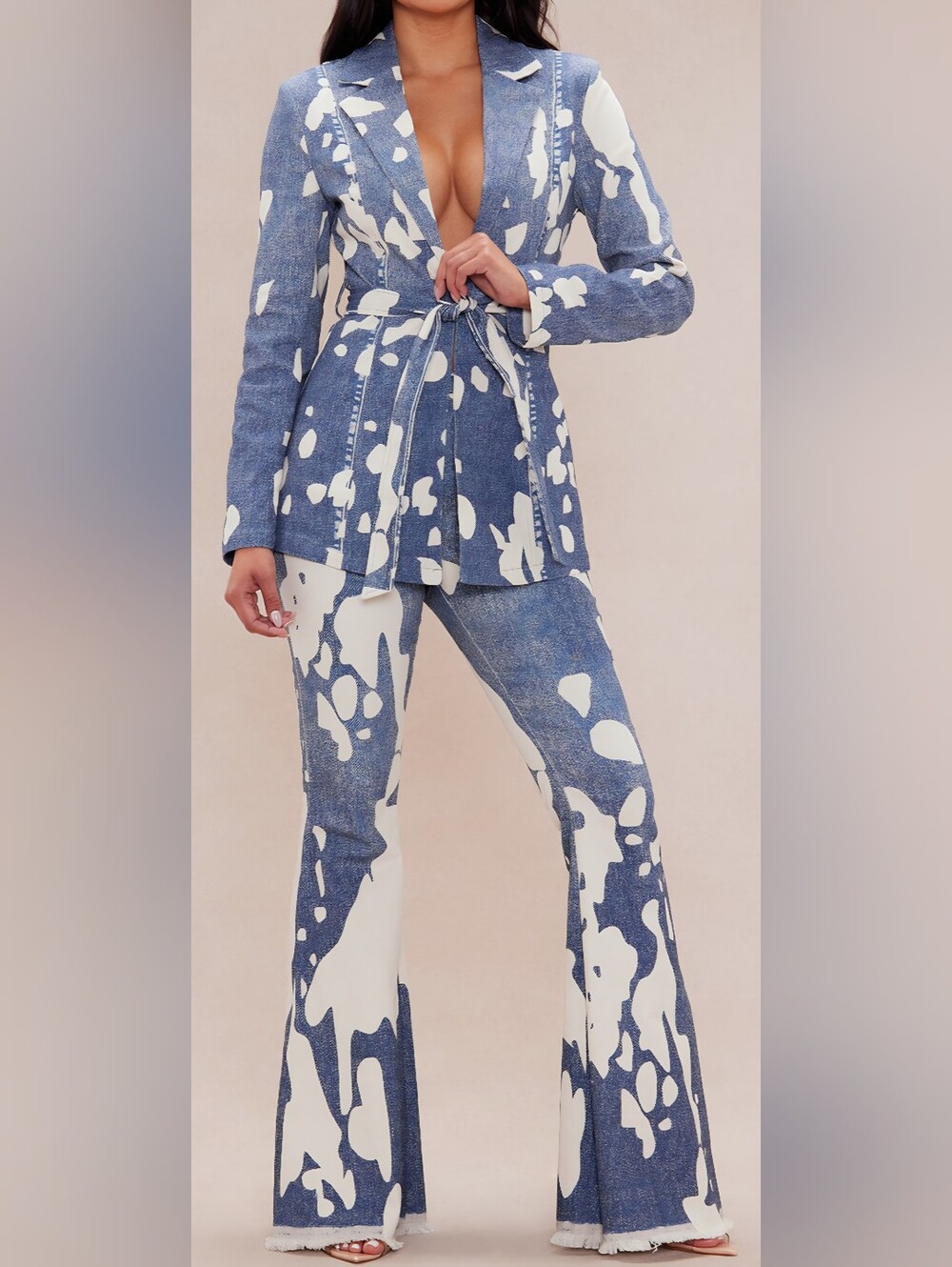 Blue & White Printed Blazer  and Wide-Leg Pants